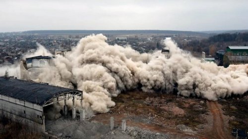 Под Харьковом взорвали фаянсовый завод (видео)