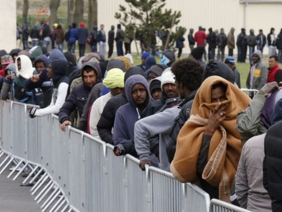 Власти Германии выслали почти 24 тысяч беженцев
