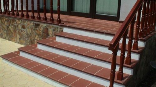 Клинкерные ступени – идеальный вариант для отделки лестниц