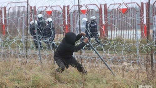 Число попыток пересечь мигрантами границу Польши уменьшилось – СМИ