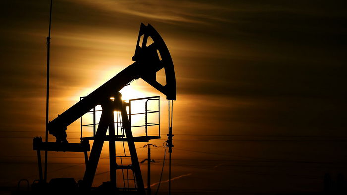 Нефть дешевеет после затяжного ценового ралли: данные торгов