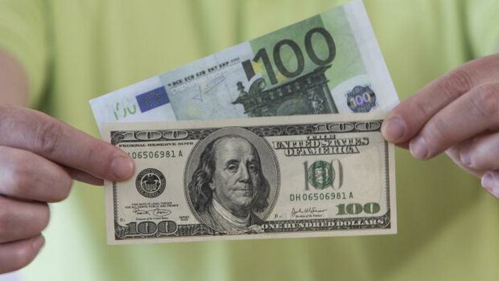 Курсы валют на 23 декабря: гривна растет второй день подряд
