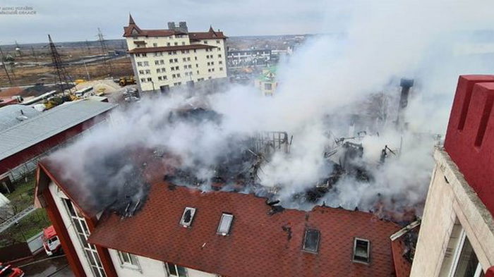 Пожар под Киевом: в полиции говорят, что из-за неисправности электросети