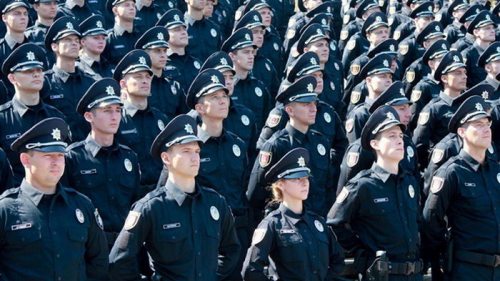 Украинским полицейским повысят зарплату