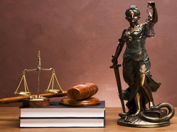 В каких случаях следует обращаться к адвокату?