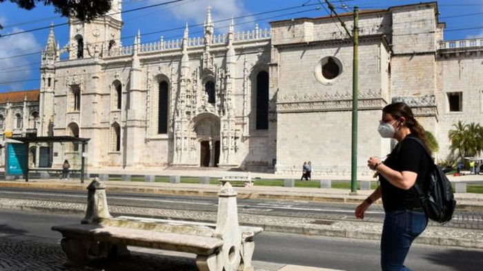 COVID-19: в Португалии ослабили ограничения на въезд для туристов
