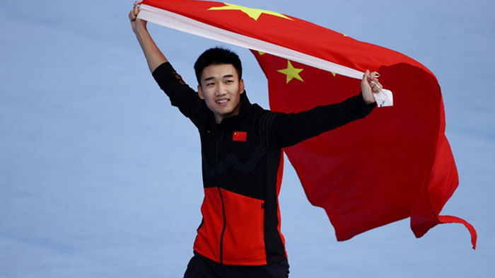 Олимпиада-2022: Китайский конькобежец выиграл на дистанции 500 м, установив олимпийский рекорд
