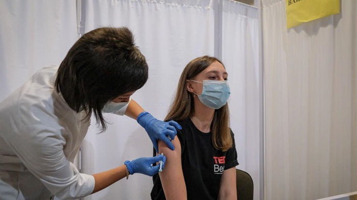 В Украине сократились темпы вакцинации