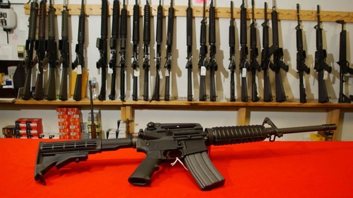 Рада намерена разрешить гражданским покупать огнестрельное оружие