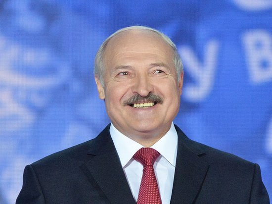 Лукашенко поручил найти замену нефти из РФ