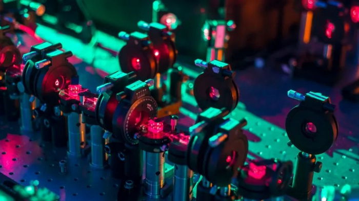 Ученые собираются запустить квантовый Интернет, передающий данные со «скоростью света»