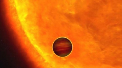 Один год длится 16 часов. Астрономы нашли сверхбыструю и горячую подобно звезде планету