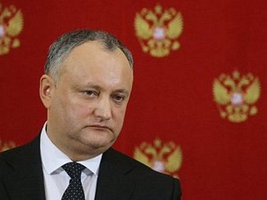Президент Молдовы выступил за вывод российских войск и референдум о ПМР