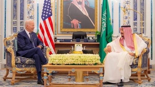 Саудиты обязались поддерживать баланс нефтерынка