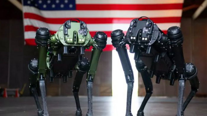 Станцию космических сил США будут патрулировать роботы-собаки