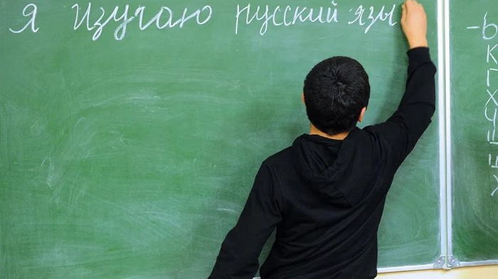 В школах Киева полностью прекратят преподавать русский язык — КГГА