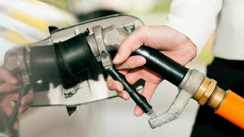 Автомобильный газ на АЗС продолжает дешеветь: уже меньше 28 грн за литр