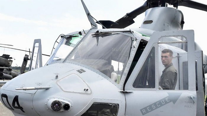 Чехия получит восемь боевых вертолетов в подарок от США