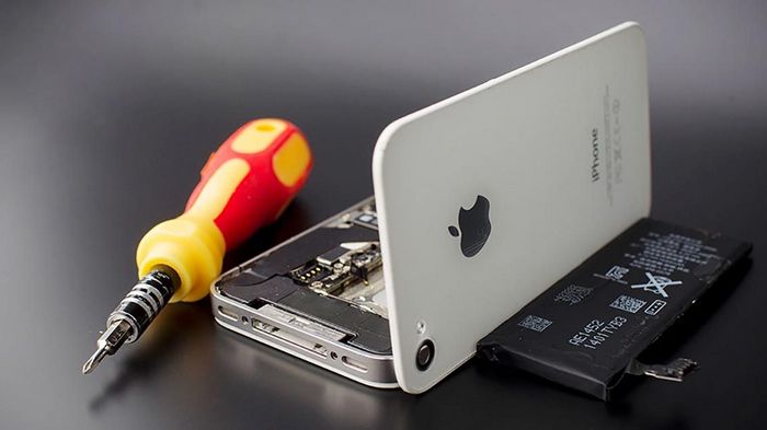 Какой выбрать аккумулятор на iPhone для замены