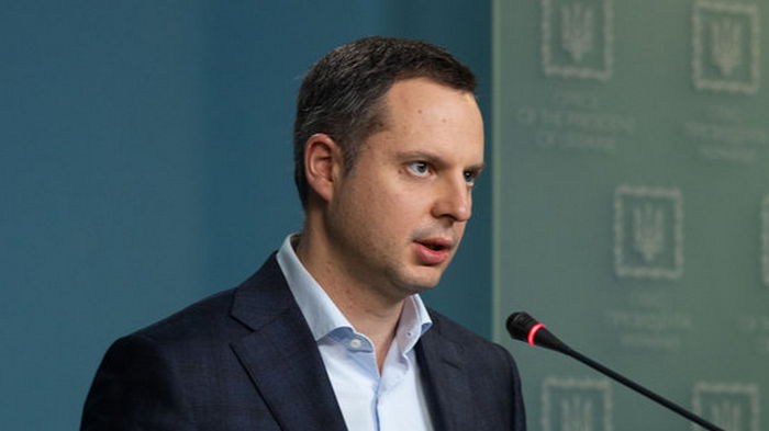 У Зеленского не отказываются от налоговой реформы: Решение будет через два месяца