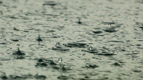 Исследователи научились вызывать дождь