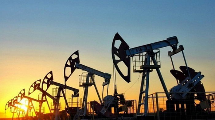 США вели тайные переговоры об увеличении добычи нефти — СМИ