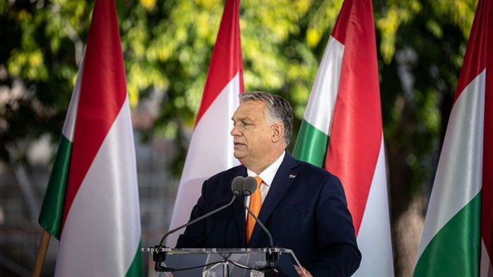 Орбан хочет «осушить болото» в Брюсселе и распустить Европарламент, — Associated Press