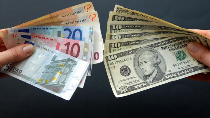 Евро подешевел на 47 копеек. Курс валют НБУ