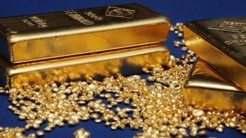 Мировые центробанки купили рекордный объем золота