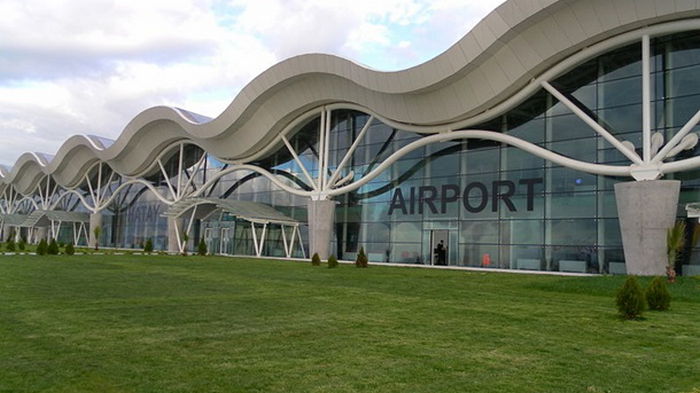 В Турции приостановили работу два международных аэропорта