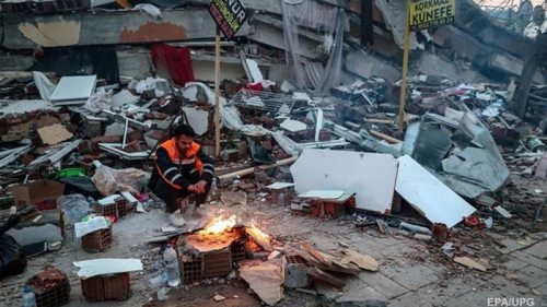 Ученые считают необычной цикличность землетрясений в Турции