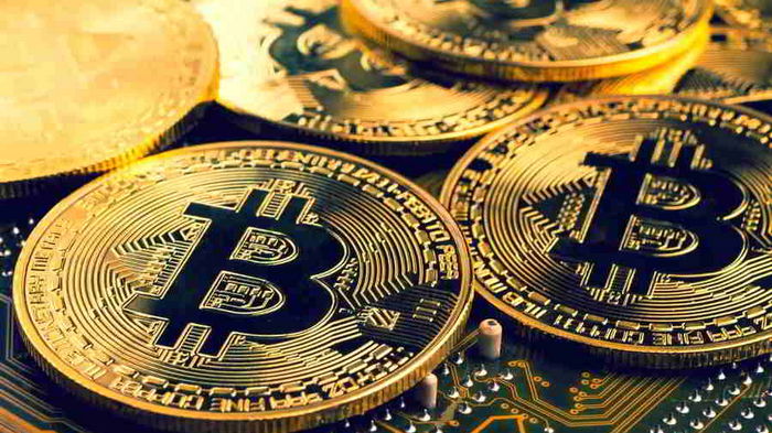 Стоимость Bitcoin подскочила на 11%