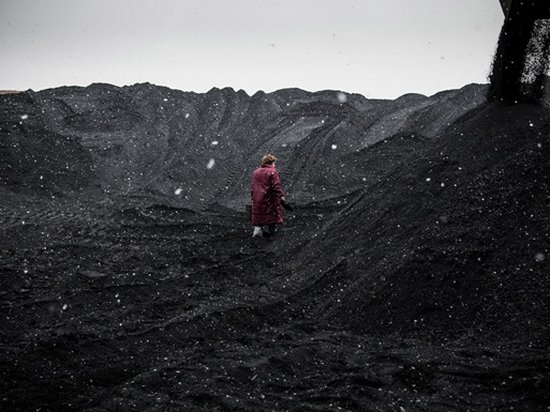 Власть предлагает ввести ЧП в Украине из-за дефицита угля