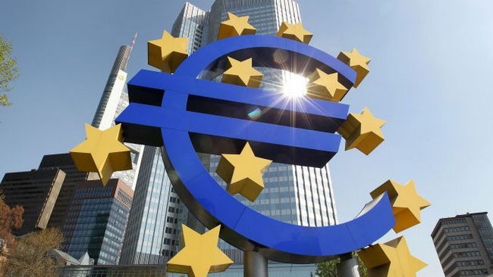 Болгария не перейдет на евро с 2024 года: названа причина