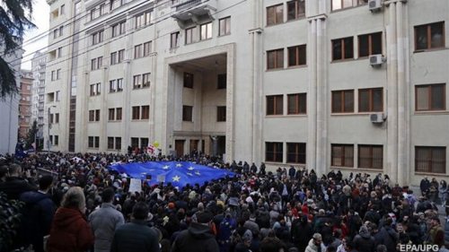 Парламент Грузии «провалит» голосование за закон об «иноагентах»
