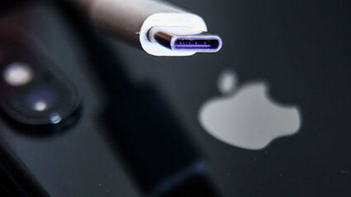 ЕС запретит Apple ограничивать скорость работы USB-C в новых iPhone – СМИ