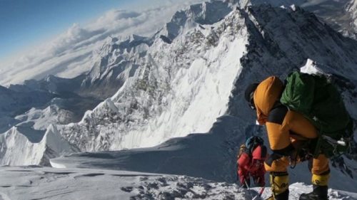 Ученые рассказали, что происходит с человеческим телом в «Зоне смерти» Эвереста