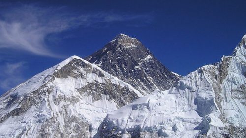 Альпинисты загрязнили Эверест устойчивыми микробами