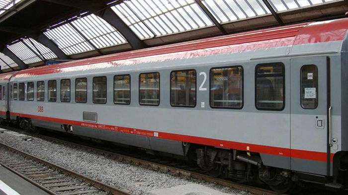 Украинцы смогут добраться поездом в Австрию
