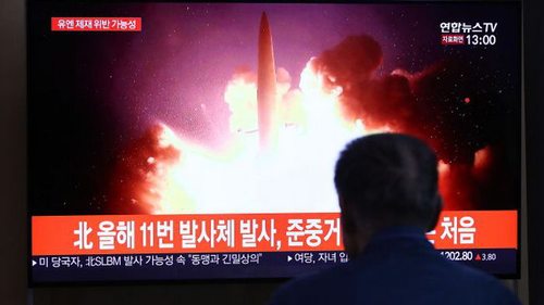 Япония заявила, что уничтожит любую ракету КНДР после предупреждения о...