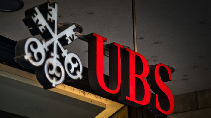 Швейцария заплатит UBS $10 млрд за спасение Credit Suisse