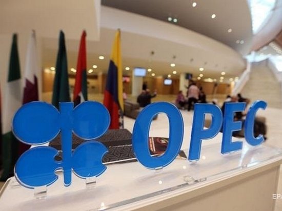 Страны ОПЕК не смогли выполнить соглашение по снижению добычи нефти