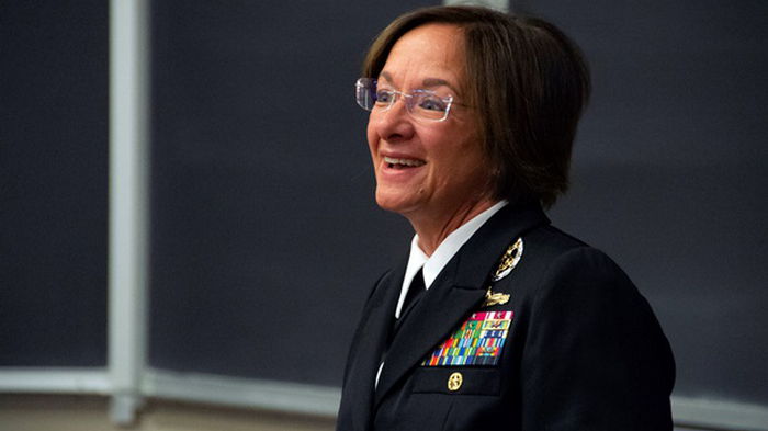 Управлять ВМС США будет женщина — СМИ
