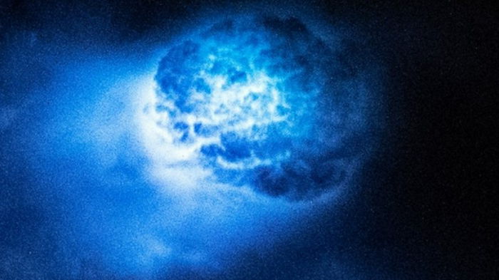 Крайне редка и светит как лампочка: что науке известно о загадочной шаровой молнии (видео)