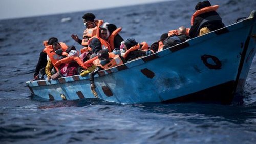 У берегов Италии перевернулись лодки с мигрантами: двое погибших, 30 пропавших без вести