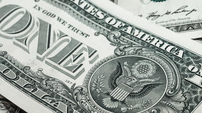 Доллар снова дорожает. Курсы валют в банках