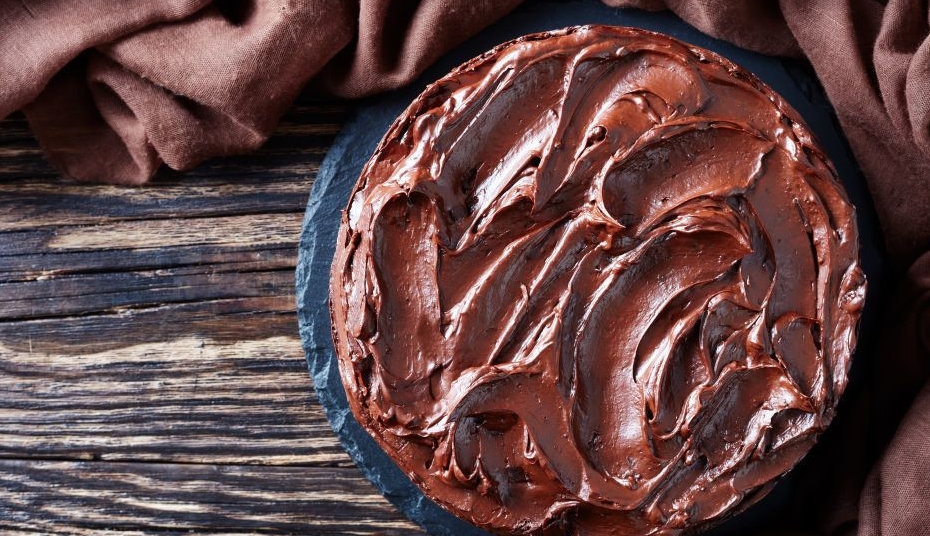 Легкий шоколадный торт: простой рецепт