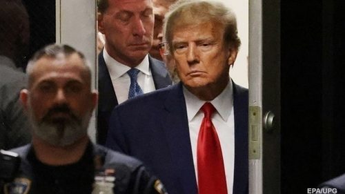 Трампа отправят в тюрьму и выпустят под залог — СМИ