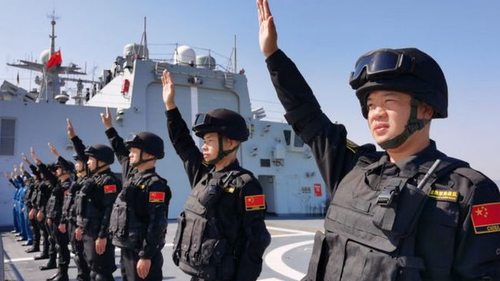 Китай начал военные учения возле Тайваня