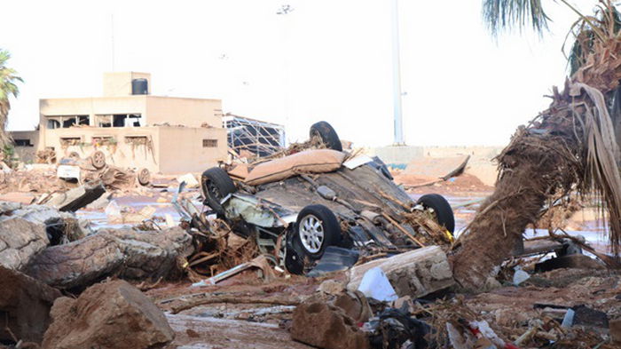 Наводнения в Ливии: число жертв превысило 5000